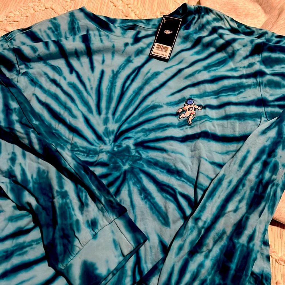 Tie dye astronaut shirt